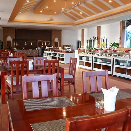 Ttc Resort Ninh Thuan - Unlimited Access To Water Park Phan Rang Exterior foto