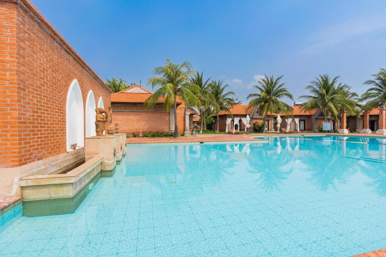 Ttc Resort Ninh Thuan - Unlimited Access To Water Park Phan Rang Exterior foto