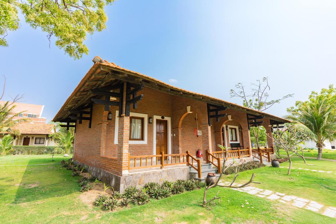 Ttc Resort Ninh Thuan - Unlimited Access To Water Park Phan Rang Exterior foto